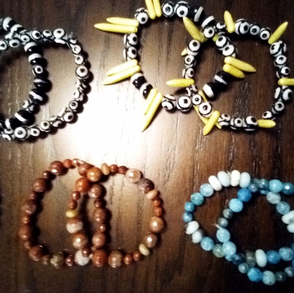 Uniquely designed bracelets made w/ organic stones - Picture 5 of 6